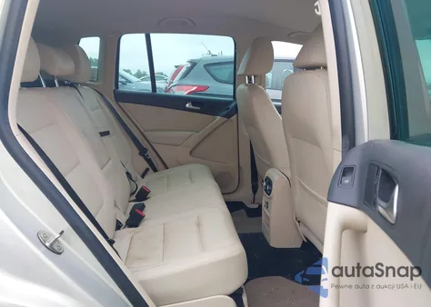 2014 Volkswagen Tiguan Se z USA, uszkodzony, nr VIN WVGAV3AXXEW560207